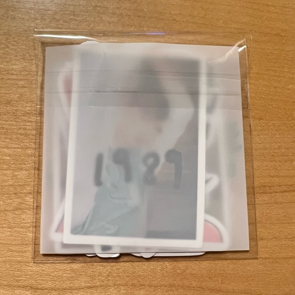 Taylor Swift 1989 Era Sticker Set (8) - Picture 3 of 3